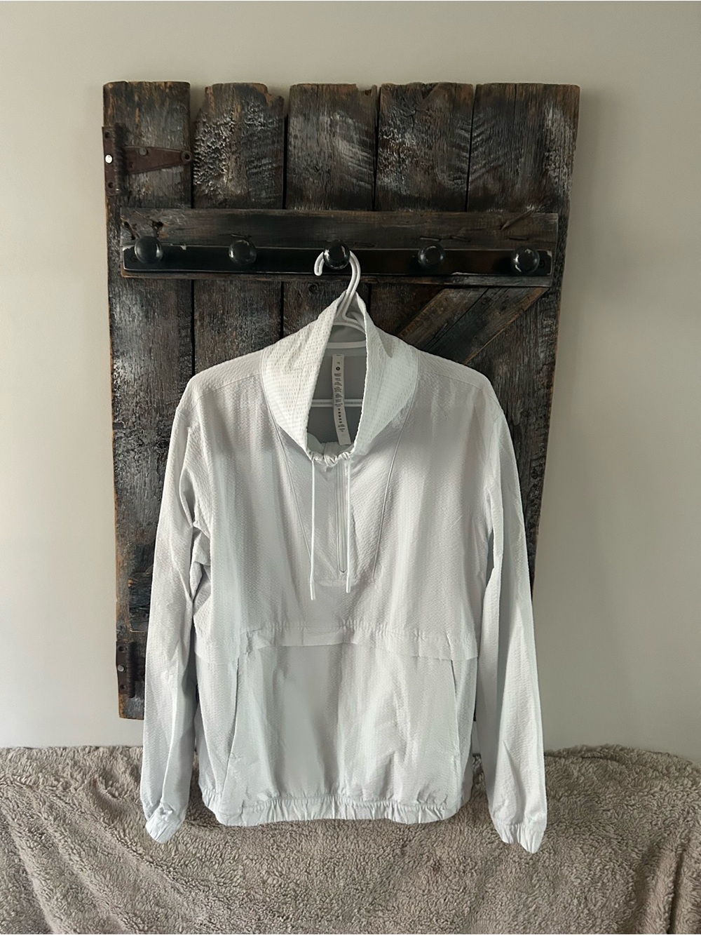 Women's Lululemon Light Gray Pullover Anorak Hoodie
